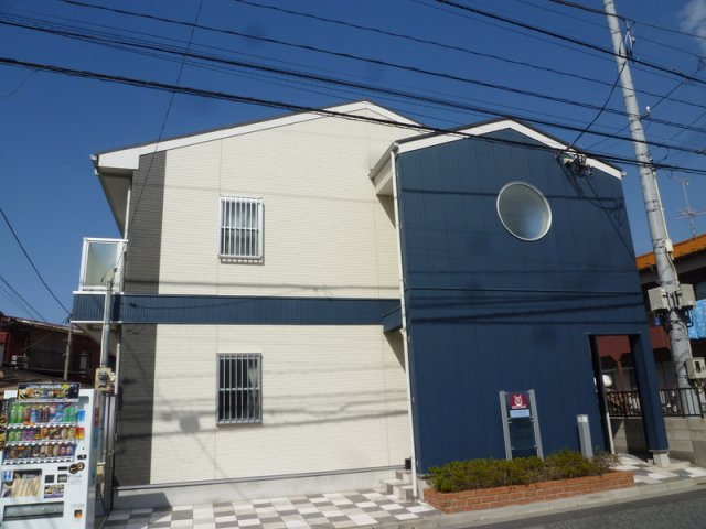 建物外観　落ち着いた雰囲気の外観です
