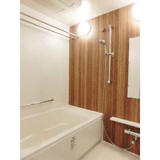 バス・シャワールーム　※写真は同タイプ住戸です。