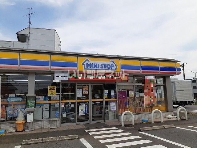 コンビニ　ミニストップ 入間小谷田店（コンビニ）まで843m