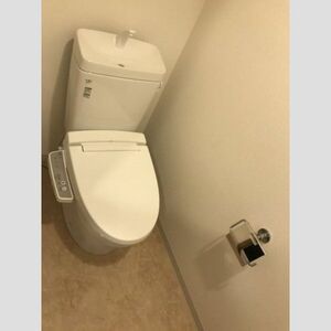 トイレ　写真は同タイプ住居です。