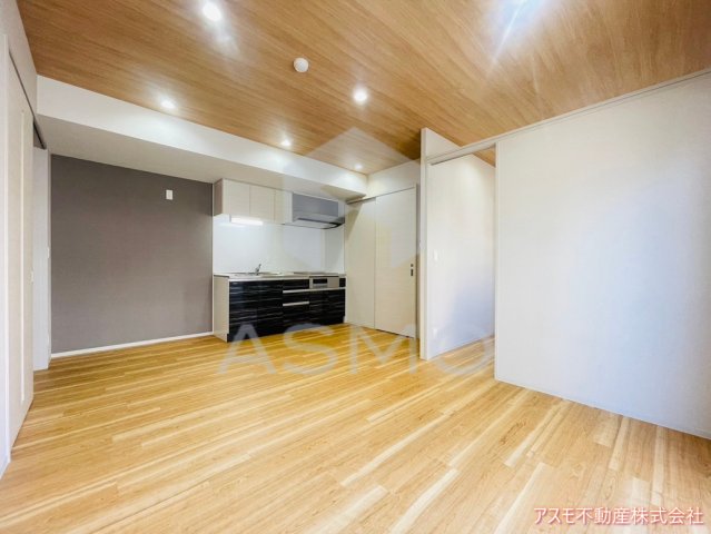 居室・リビング　同マンション別部屋　参考写真