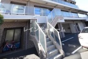 エントランス　建物の内部です