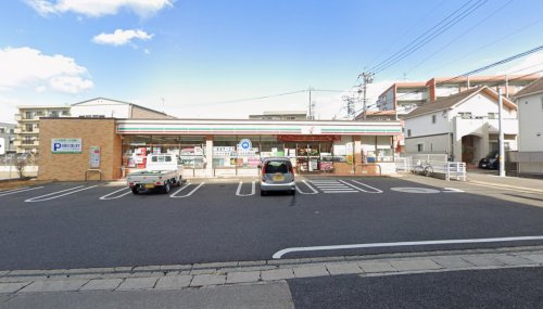 コンビニ　セブンイレブン 名古屋新宿1丁目店（コンビニ）まで764m