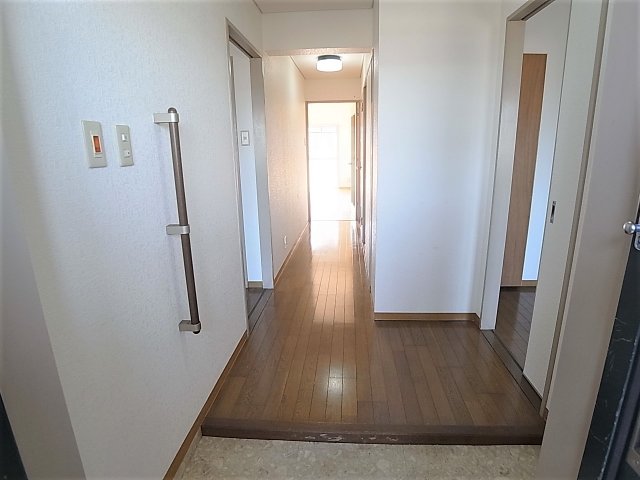 パークアベニュー南五葉の玄関写真