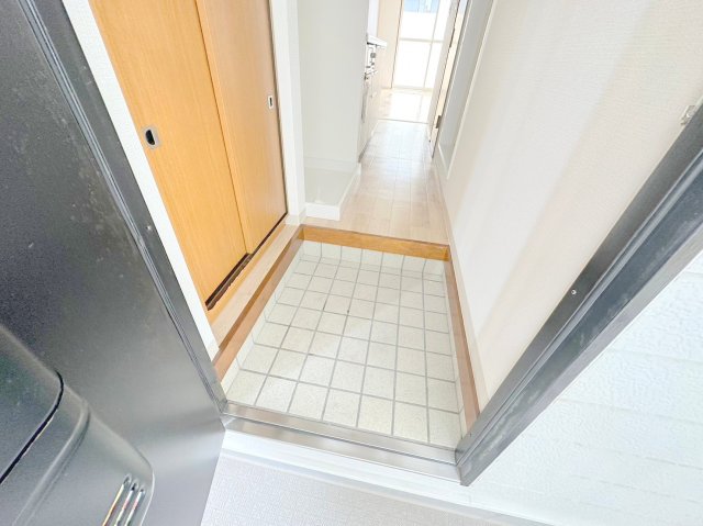 玄関　素敵な玄関は毎朝あなたを元気に送りだしてくれますよ。