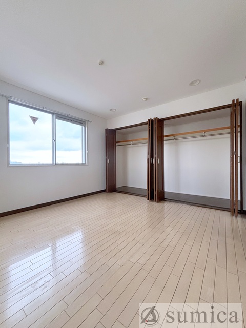 収納　収納力抜群の壁一面のクローゼットです♪♪