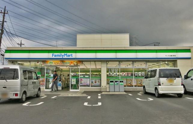 コンビニ　ファミリーマート サンズ三鷹北野店（コンビニ）まで442m
