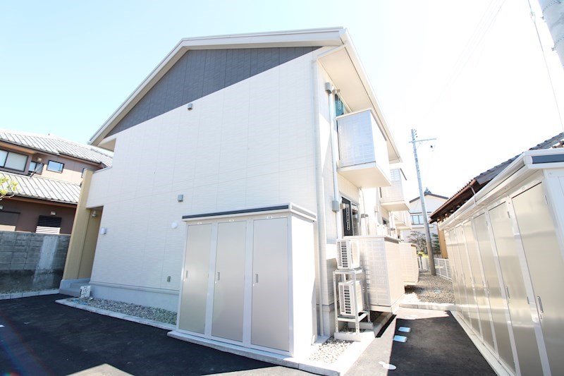 建物外観　2020年完成の築浅アパート