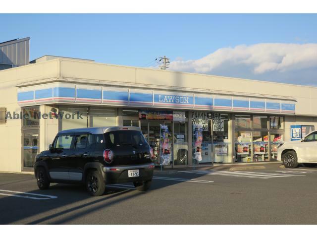コンビニ　ローソン鈴鹿三日市町店（コンビニ）まで383m
