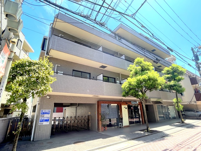 建物外観　★高円寺駅から３分のオートロック付きＲＣ造マンション★