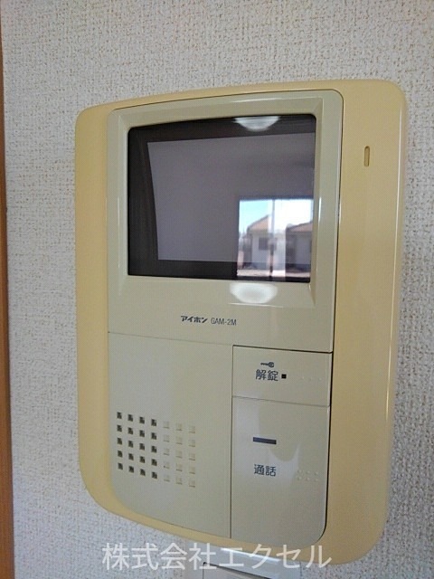 セキュリティ　モニター付きインターホンです。
