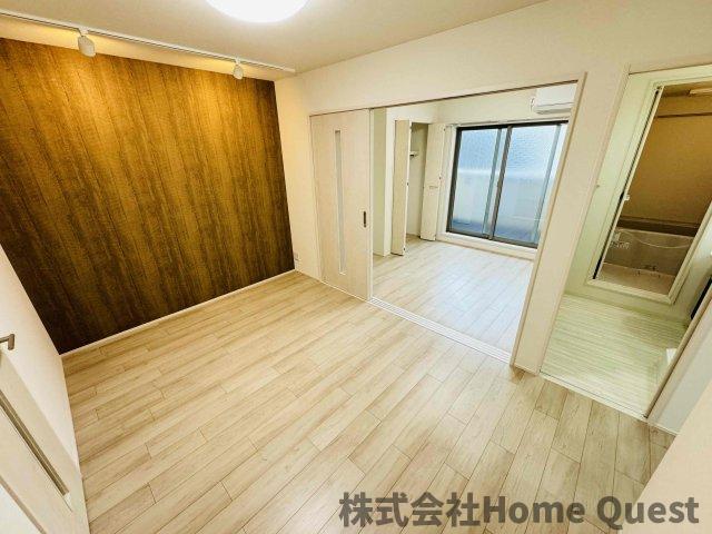フジパレス弥刀V番館の居間写真
