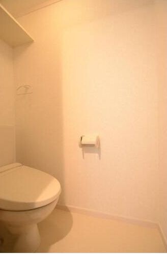 トイレ　清潔感のあるトイレです