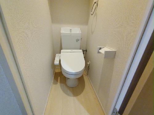 トイレ　温水便座付き♪