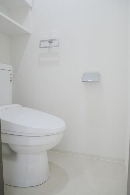 トイレ　落ち着いたトイレです