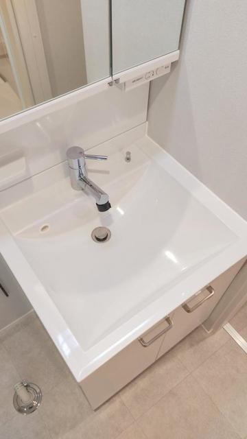 洗面設備　同仕様
