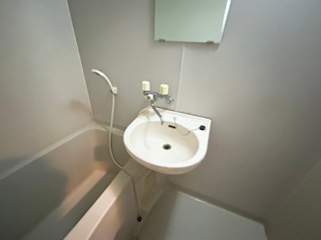洗面設備　※別部屋参考写真※