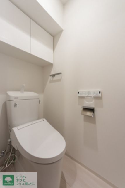 トイレ　※写真は同タイプ住戸です。