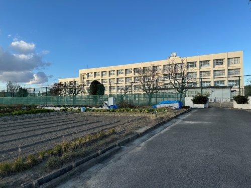 中学校　江南市立西部中学校（中学校）まで1670m