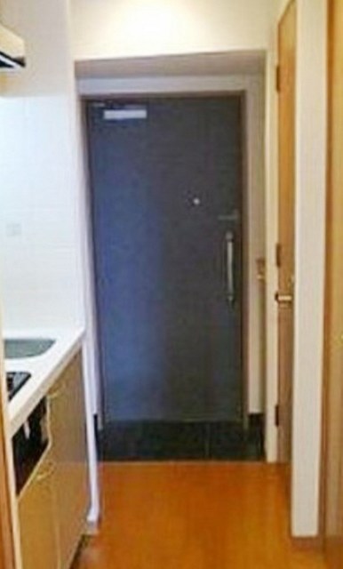 玄関　別部屋同仕様タイプ