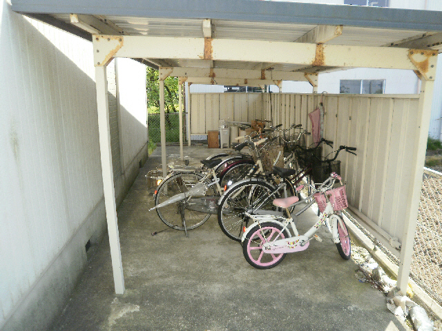 近江鉄道本線 愛知川駅 徒歩37分 2階建 築36年の外観写真