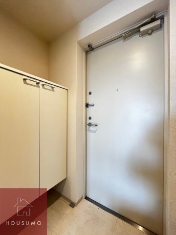 SEST新大阪の玄関写真