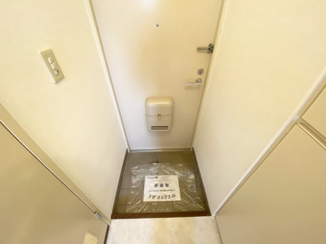プティメゾン城ケ掘の玄関写真