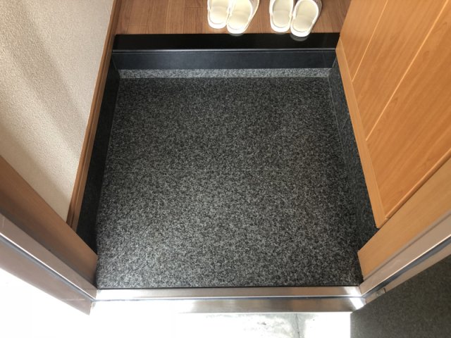 アルカディアA棟の玄関写真