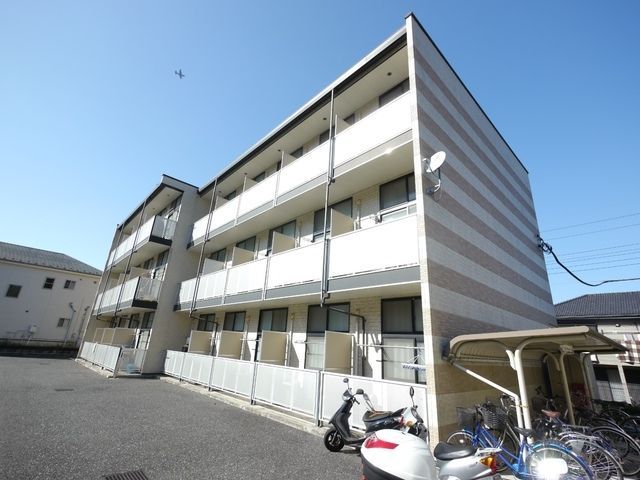建物外観　★人気の家具・家電付きのお部屋です★