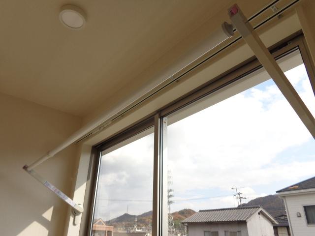 その他設備　室内物干し
