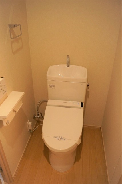 トイレ　【トイレ】トイレも新品★ウォシュレット付きです！