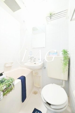 バス・シャワールーム　お風呂です。