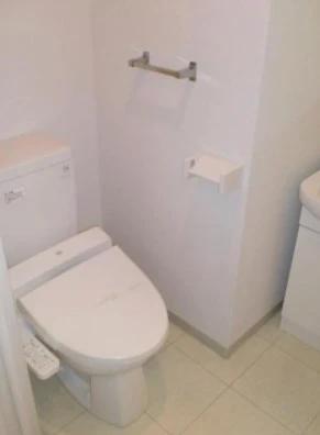 トイレ　※他のお部屋の参考写真です。