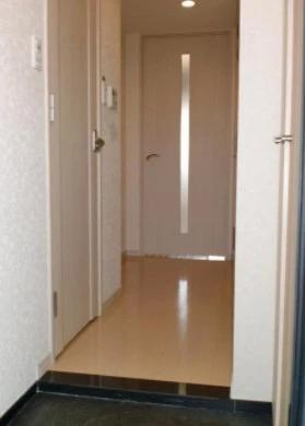玄関　※他のお部屋の参考写真です。