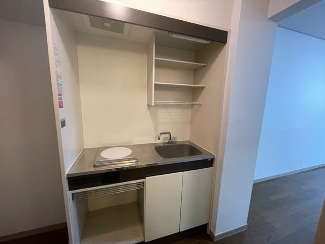 キッチン　火を使わず安心でお掃除も簡単なＩＨコンロ１口付です♪