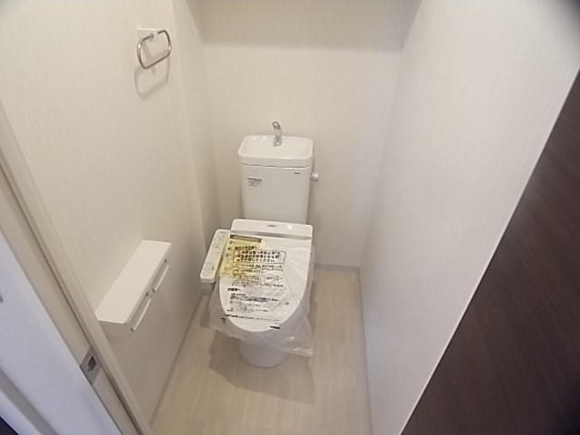 【神戸市長田区二番町のマンションのトイレ】