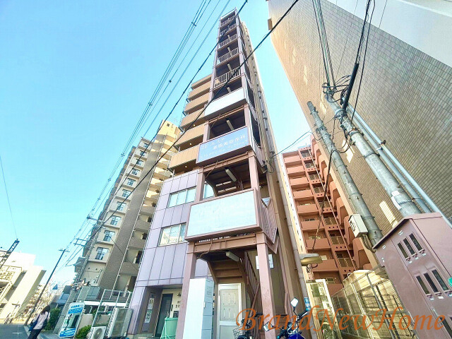 堺市北区中百舌鳥町のマンションの建物外観