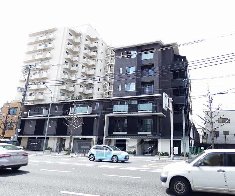 京都市下京区住吉町のマンションの建物外観