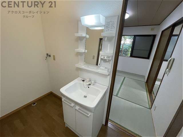 洗面設備　独立洗面化粧台付きでおすすめです！