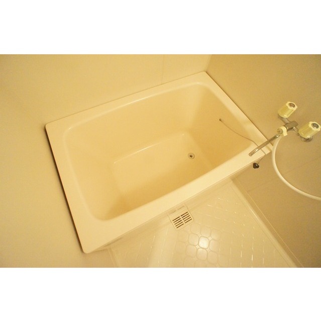 バス・シャワールーム　バス（同仕様タイプ）