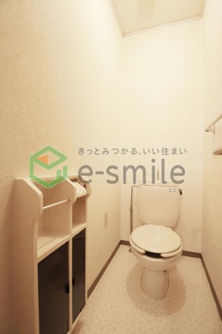 トイレ　落ち着いたトイレです