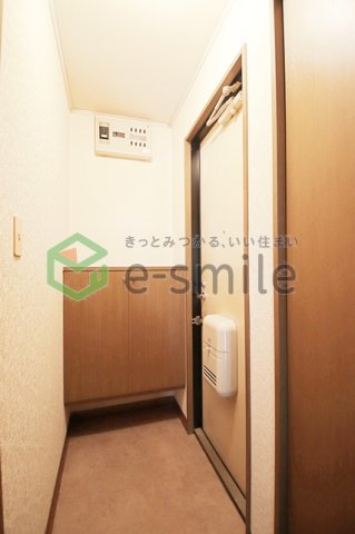 玄関　シンプルで使いやすい玄関です