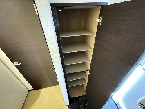 収納　設備・仕様は号室により異なる為、現況を優先致します。