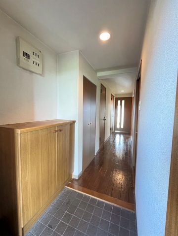 【スカール明日香の玄関】