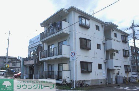 狭山市新狭山のマンションの建物外観