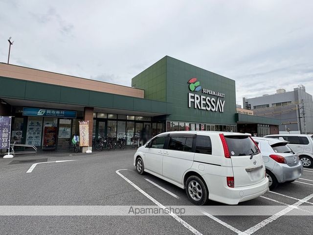 コンビニ　ローソン（コンビニ）まで798m