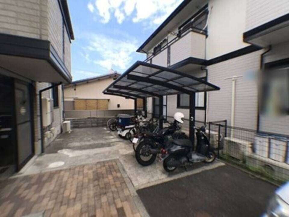 駐車場　駐輪場