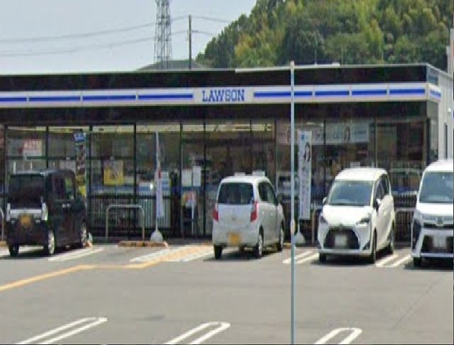 コンビニ　ローソン（コンビニ）まで850m