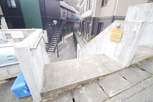 エントランス　★入口はここから★