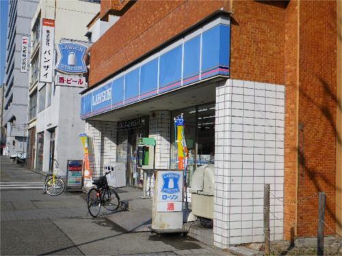 コンビニ　ローソン大須一丁目店（コンビニ）まで335m